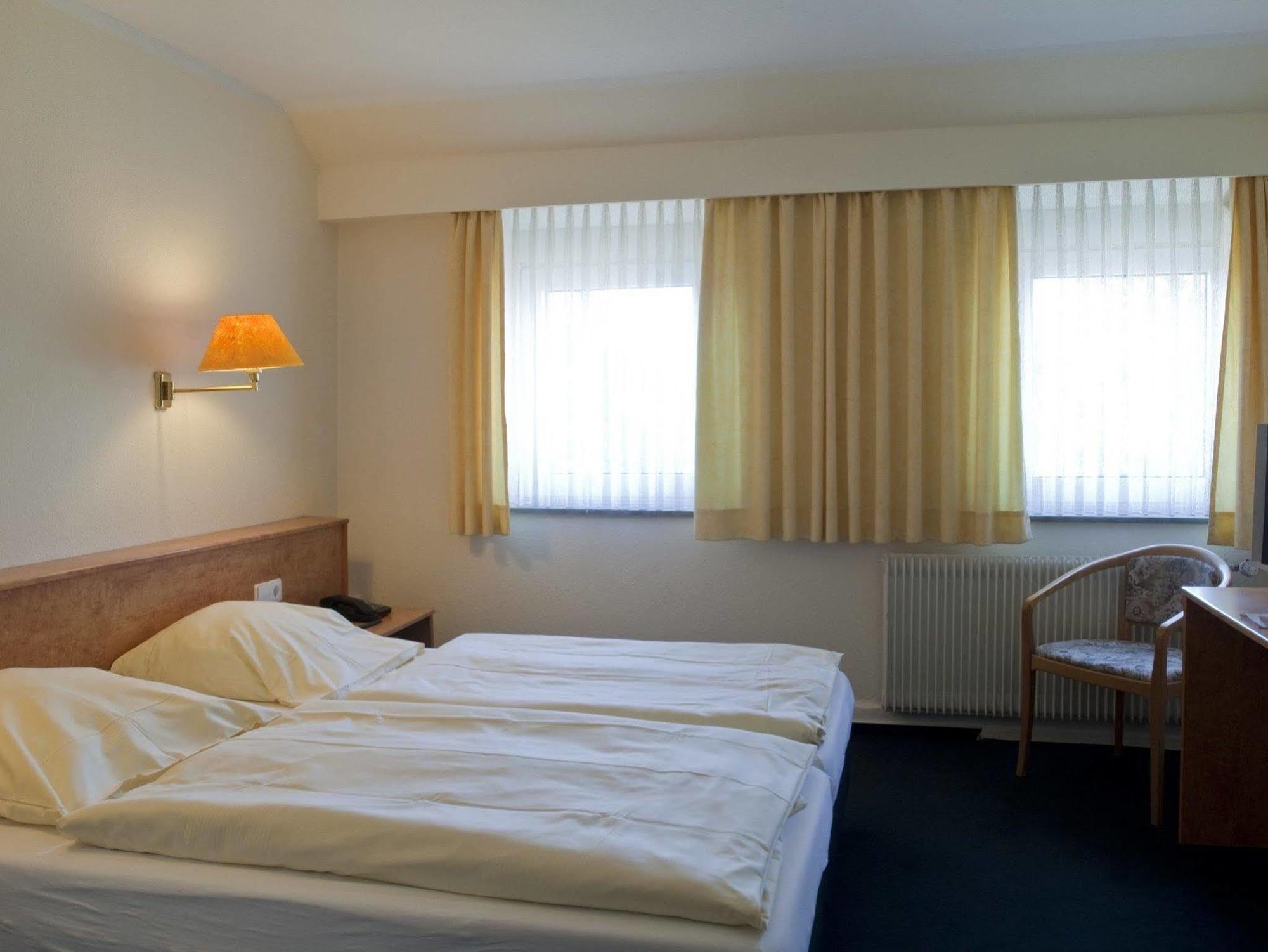 Buescher'S Hotel Und Restaurant Bielefeld Cameră foto